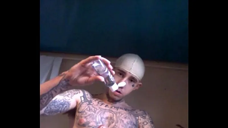 Big Dick White Guy Cumshot