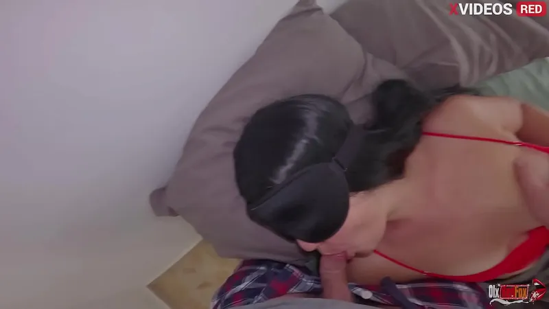 Sexy Stepmom's Morning Throat Fuck & Cumshot