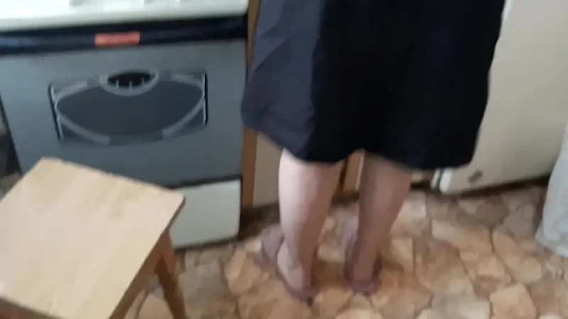 Stepmom Cooks, Wife Oral