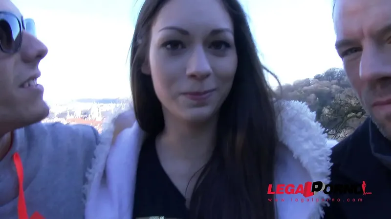 Arwen Gold in Hardcore Triple Anal SZ1200