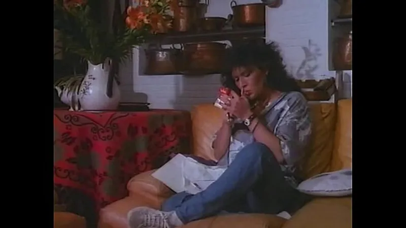 Wife's Vice: 80s Blowjob/Cumshot Clips