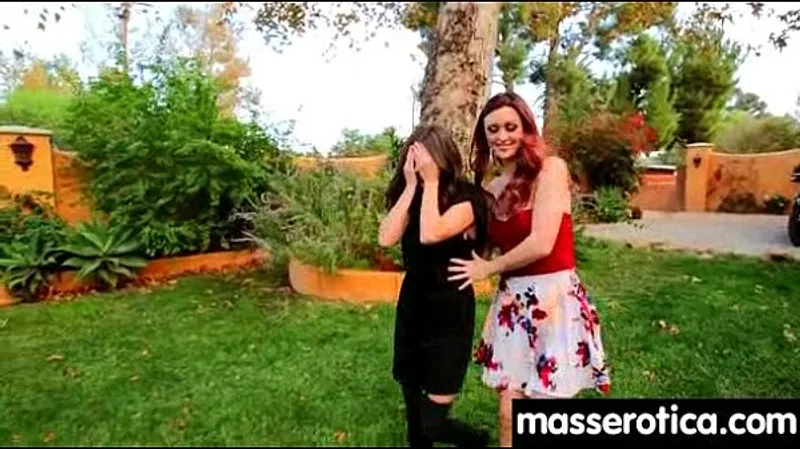 Lesbian Cheaters: Intense Pussy Licking (17)
