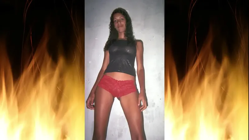Hot Girl's 4th Session '07 Boyfriend's Home - Banging Good!