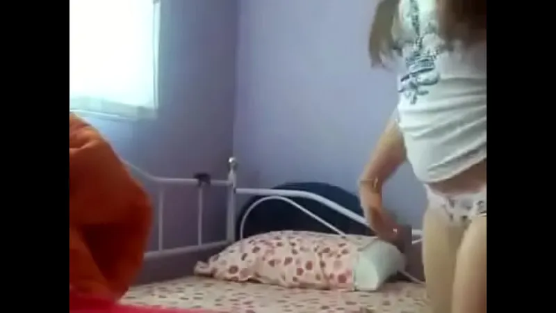 Chubby Hottie Striptease