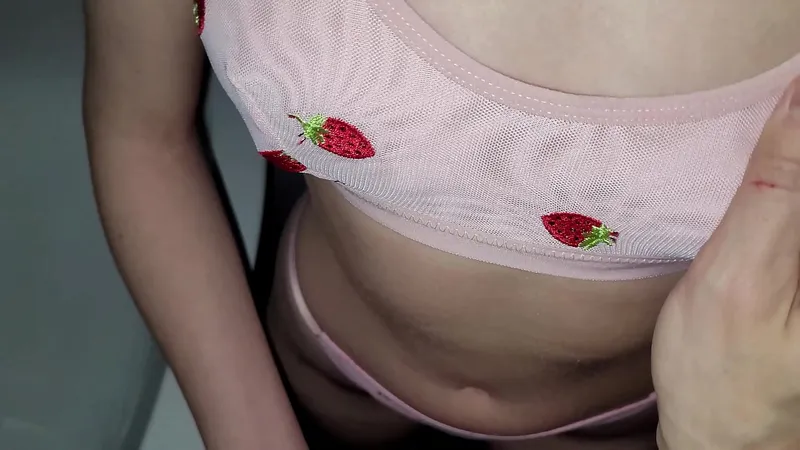 Stepdaughter Allows Impregnation, First Washes Daddy's Cock