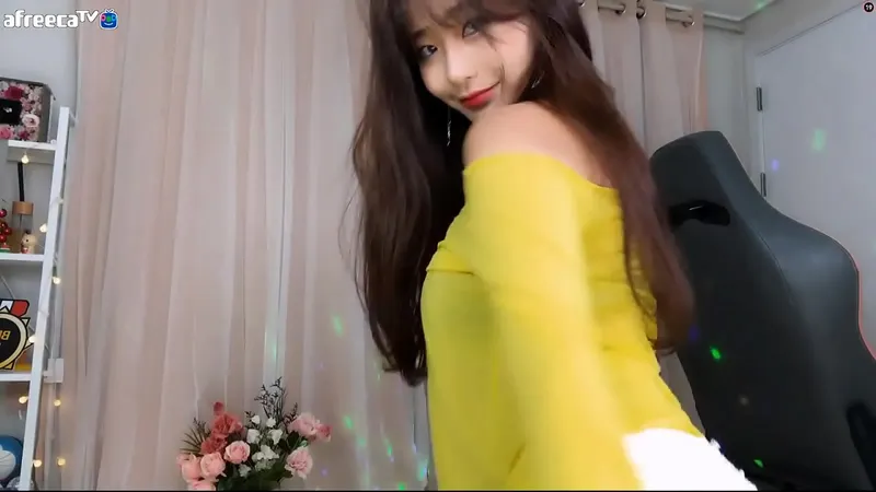 Sexy Striptease Dance