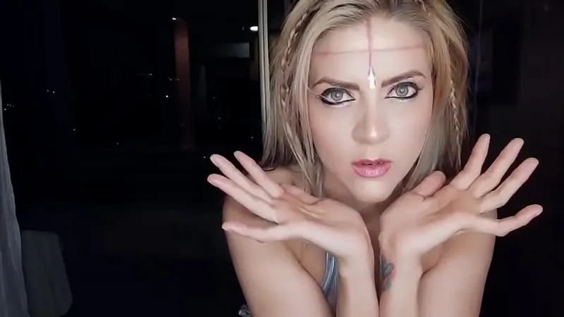 Zaramonto Dancing Eyes (XXX Performance)