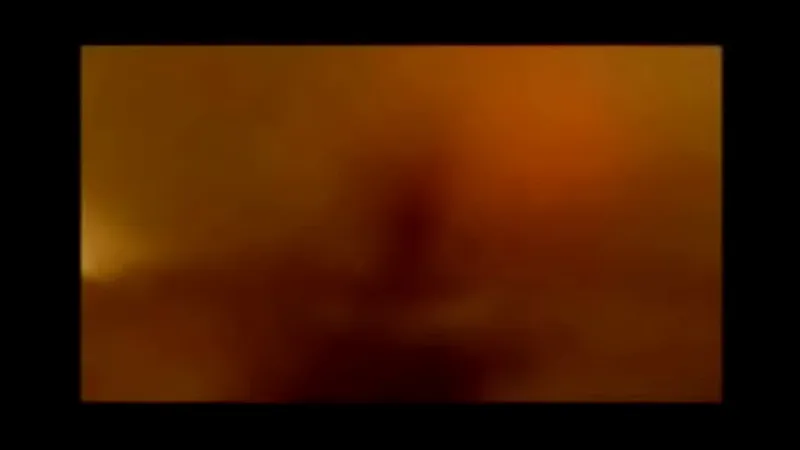 Janaina Analsqueeze
