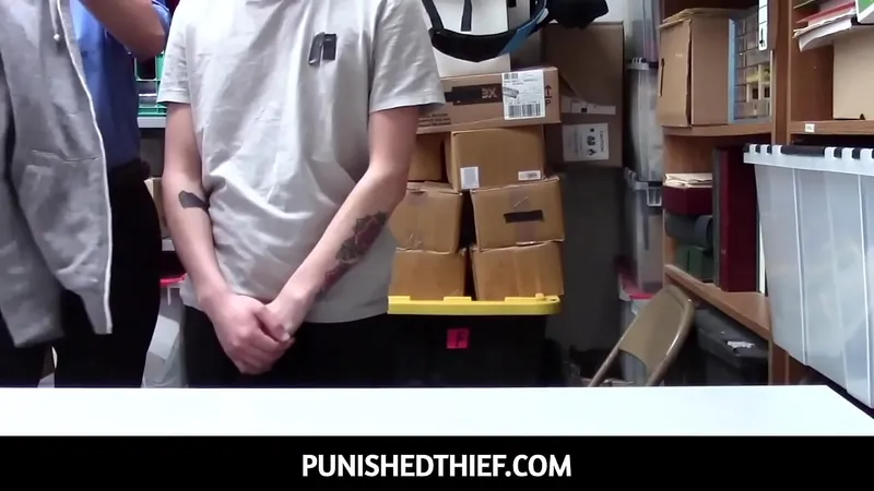 LP Officer Rachael Cavalli Deepthroat Cock Feeding Shoplifting Scene