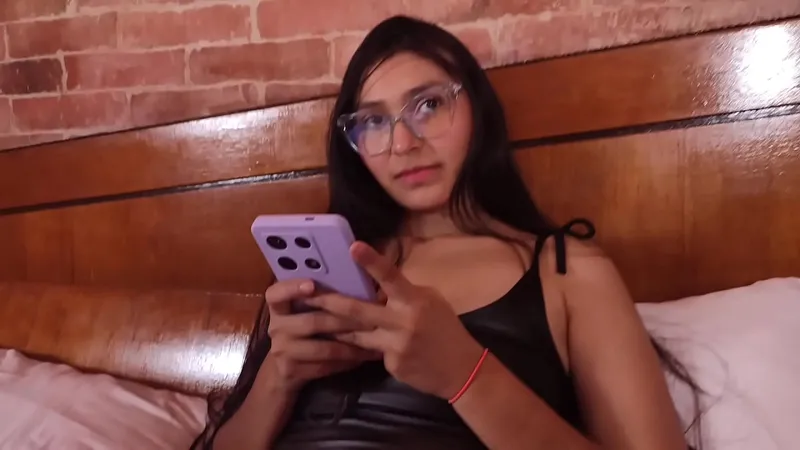 Cousin Secretary Loves Anal - Hurts But Wants More!
