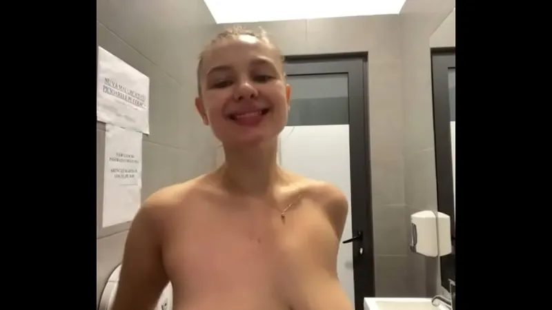 Extreme Public Deepthroat Blowjobs