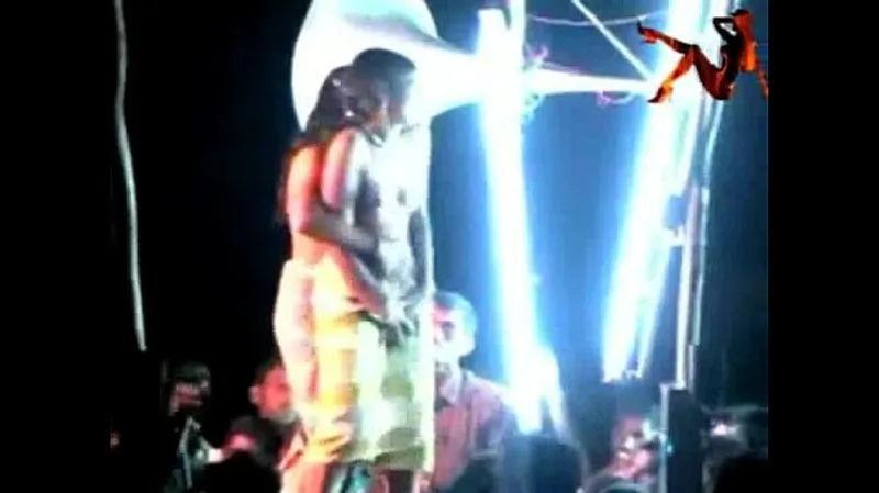 Andhra Record-Breaking Dance Porn