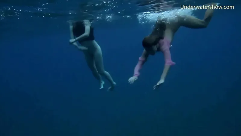 Teen Swims Publicly, Gets Horny in Sea