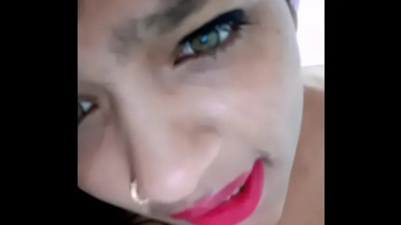 College Girl Live Masturbates on Whatsapp