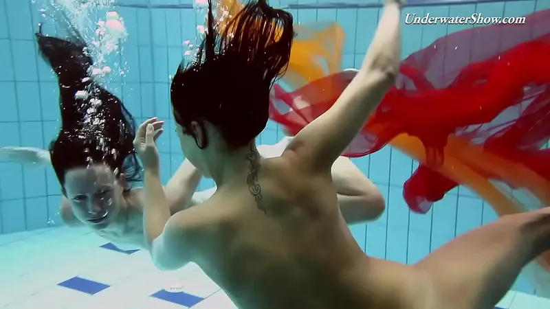 Underwater Lesbian Scene - Fedorchuk, Rachinska Naked