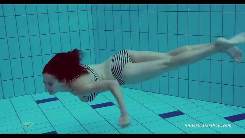 Chehova's Scorching Hot Underwater Sex Show