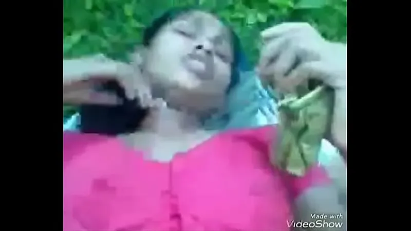 Wife Deepthroats Hubby's Hardcore Fuck