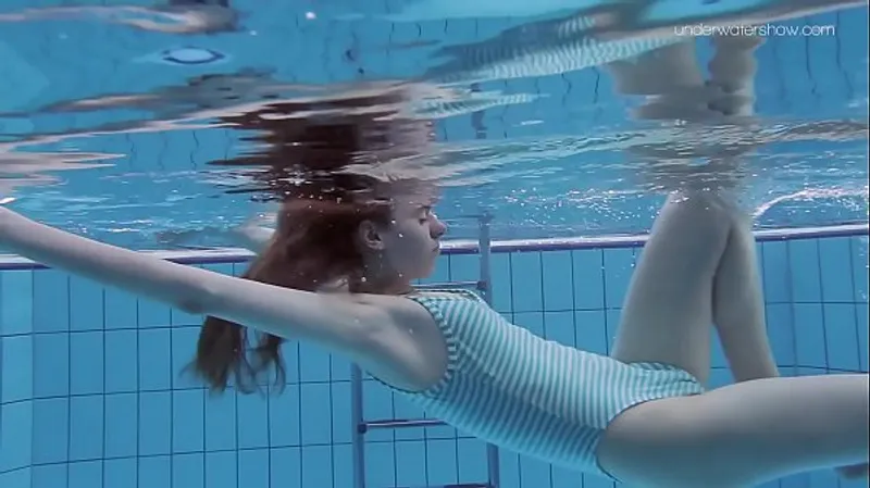 Anna Netrebko: Skinny Teen Underwater Orgies
