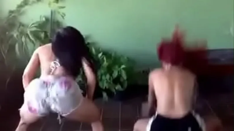 Hotties Funk Dance Action