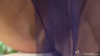 Gwen A - On All Fours