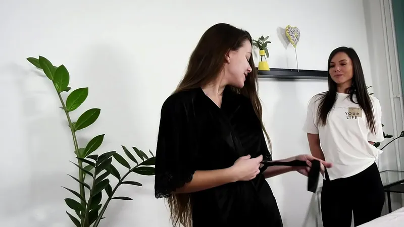 Juliette - Hottest Babe Touched with Passion