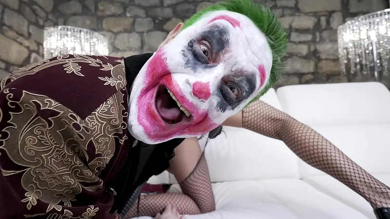 Harley Queen vs Joker (Giulia Diamond) - Hardcore Rivalry