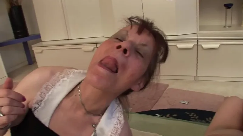 German Grannies Threesome with Grandpa - XXX