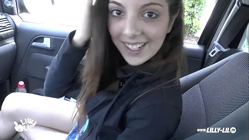 Outdoor Teen Girl Gets Publicly Fucked - Amateur