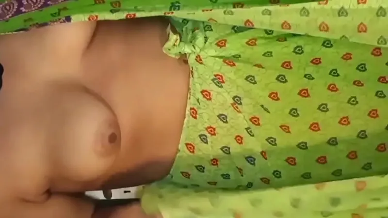 Indian Girl Night Xxx Video: Porn MMS Boobs & Pussy Show