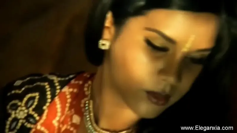 Funky Desi Babe - Hot Sex Scene