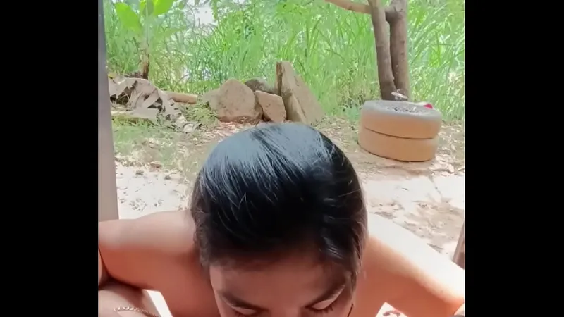 Alexachris20's Viral Dick-Suck Video - Older Stepsister Scandal