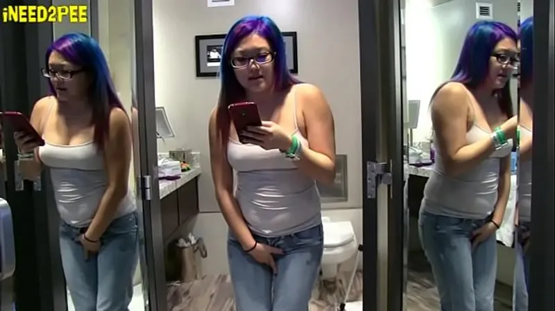 Desperate Ladies Wet Pants & Panties