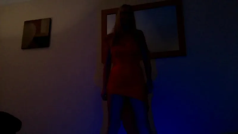 LisaLovesALot Deepthroat Rough Fucking