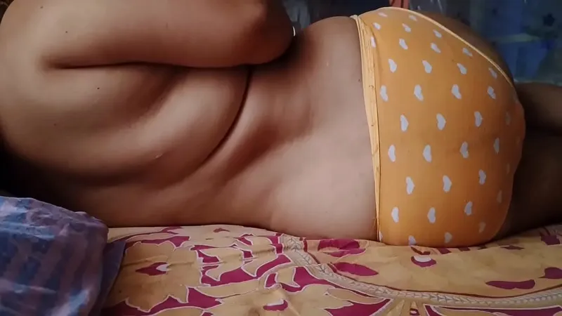 Indian Desi Bhabi Awakens - Rough Ass Massage