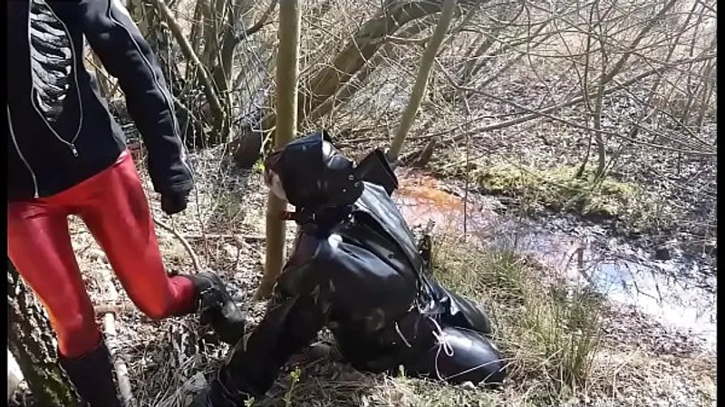 Muddy Orgy in Trichter