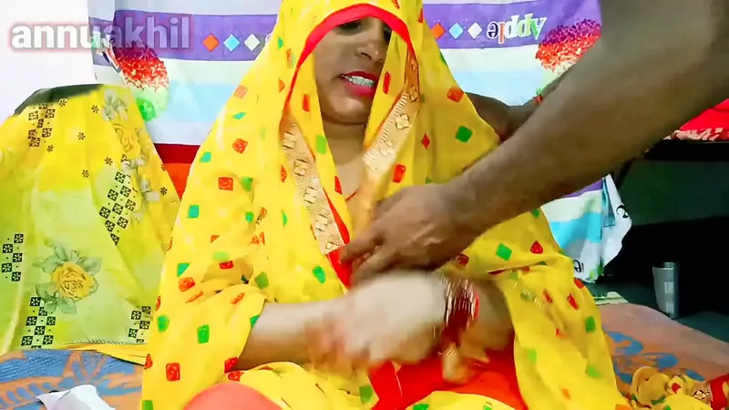Indian Desi Bhabhis Anal Fucking - Explicit Hindi Voice