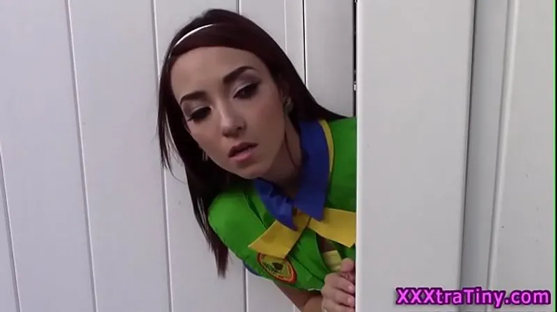 Petite Teen Blows & Fucks Big Cock in HD