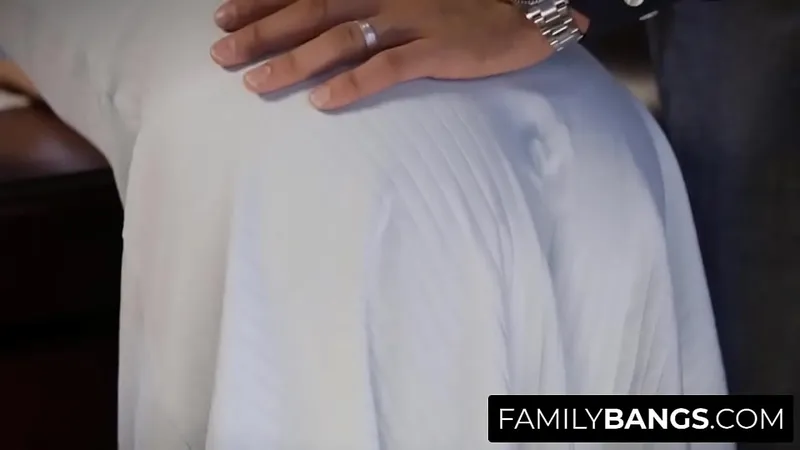 Stepdad Slams Stepdaughter's Pussy ⭐ FamilyBangs.com