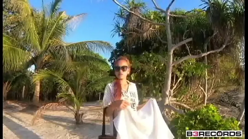 Blowjob & Swallow: GoPro Public Sex