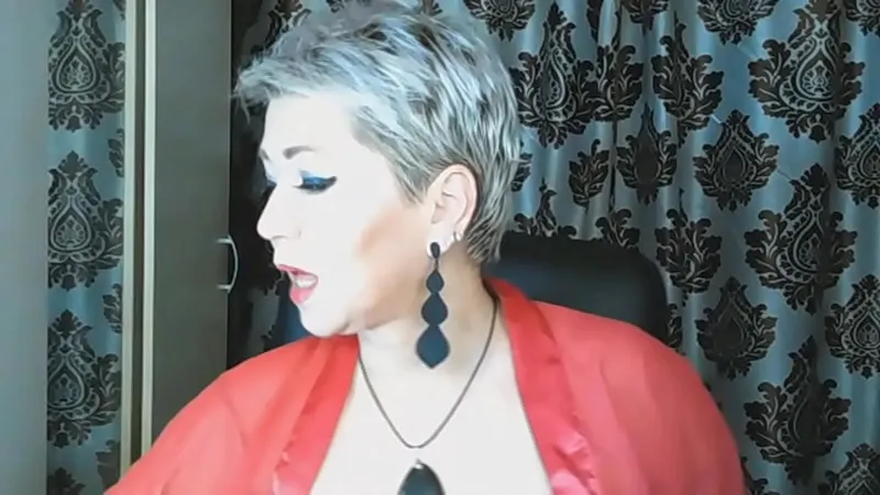 AimeeParadise Sucks Rubber & Real Cock!