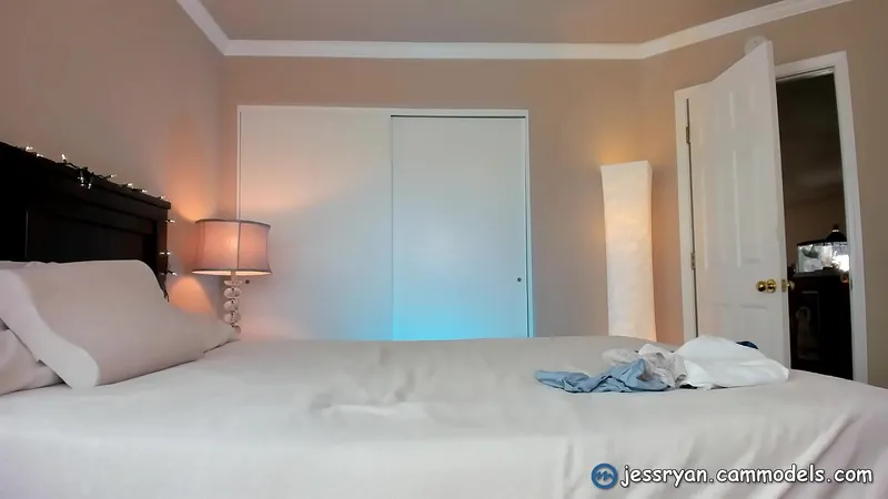 Hot Wife's Intense Strapon Play