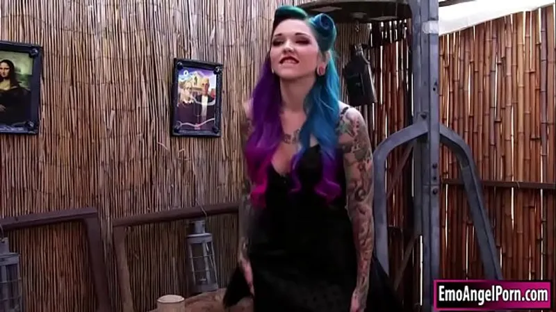 Busty Tattooed Babe Deepthroats & Doggystyle Fucking
