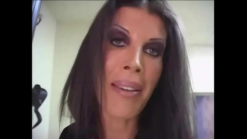 Models Reveal All – BTS Footage