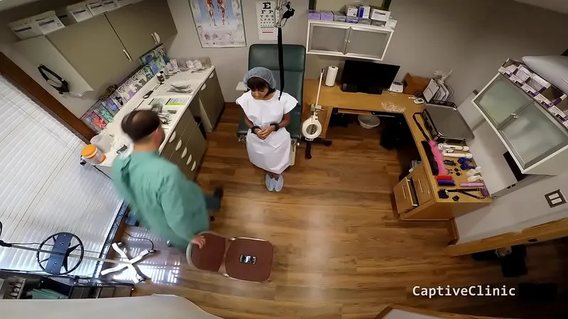 Eliza Shields Drunk & Bound at Doctor Tampa's Clinic - Rough Exam