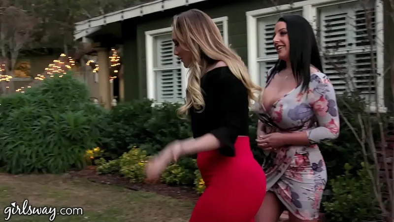 Ex-MILF GF Can't Resist Me