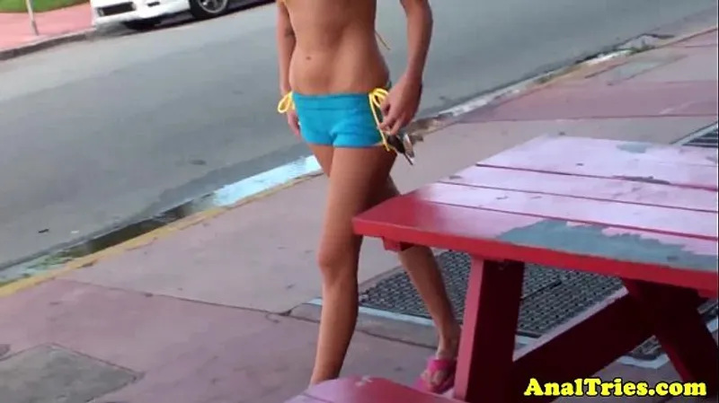 Real Bikini Babe's POV Anal Action