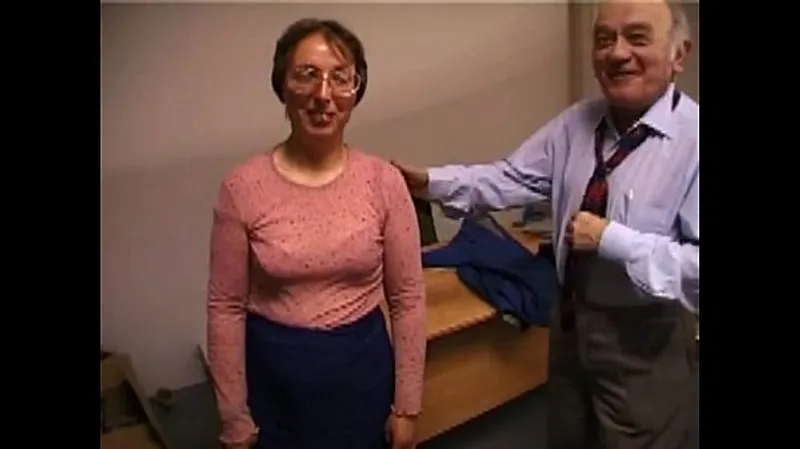 Wife Taken by Older Hubby: Facial Finish