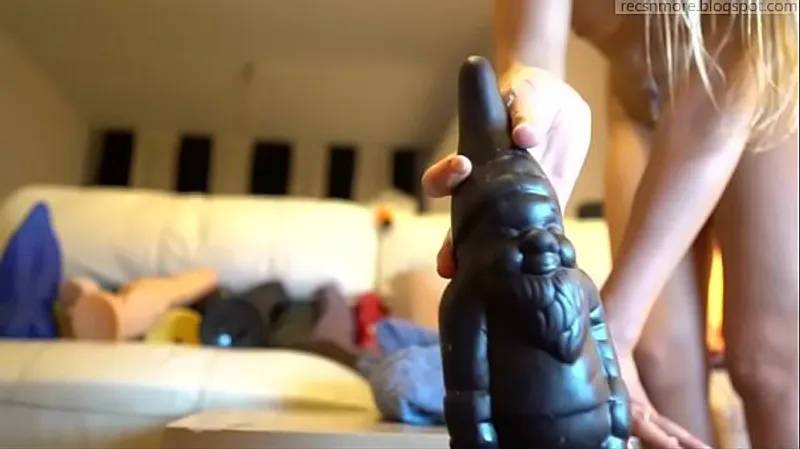Extreme Anal Fisting Live on Sheer - y Goes Deep