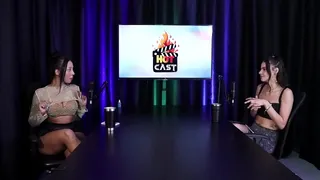 The experience with Angolans that she did with several big, hard dicks, and then showed her pussy and breasts, being sucked - Debora Andrade (SHEER/RED)