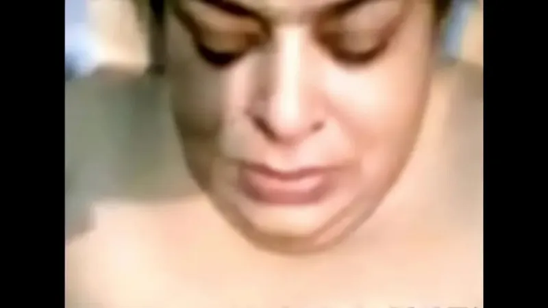Indian Aunty Facial Blowjob-Cumshot